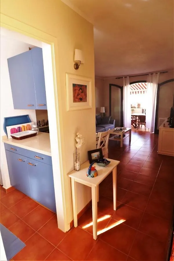 Apartment With Large Relax Terrace And Top Equipment Коста-дель-Силенцио